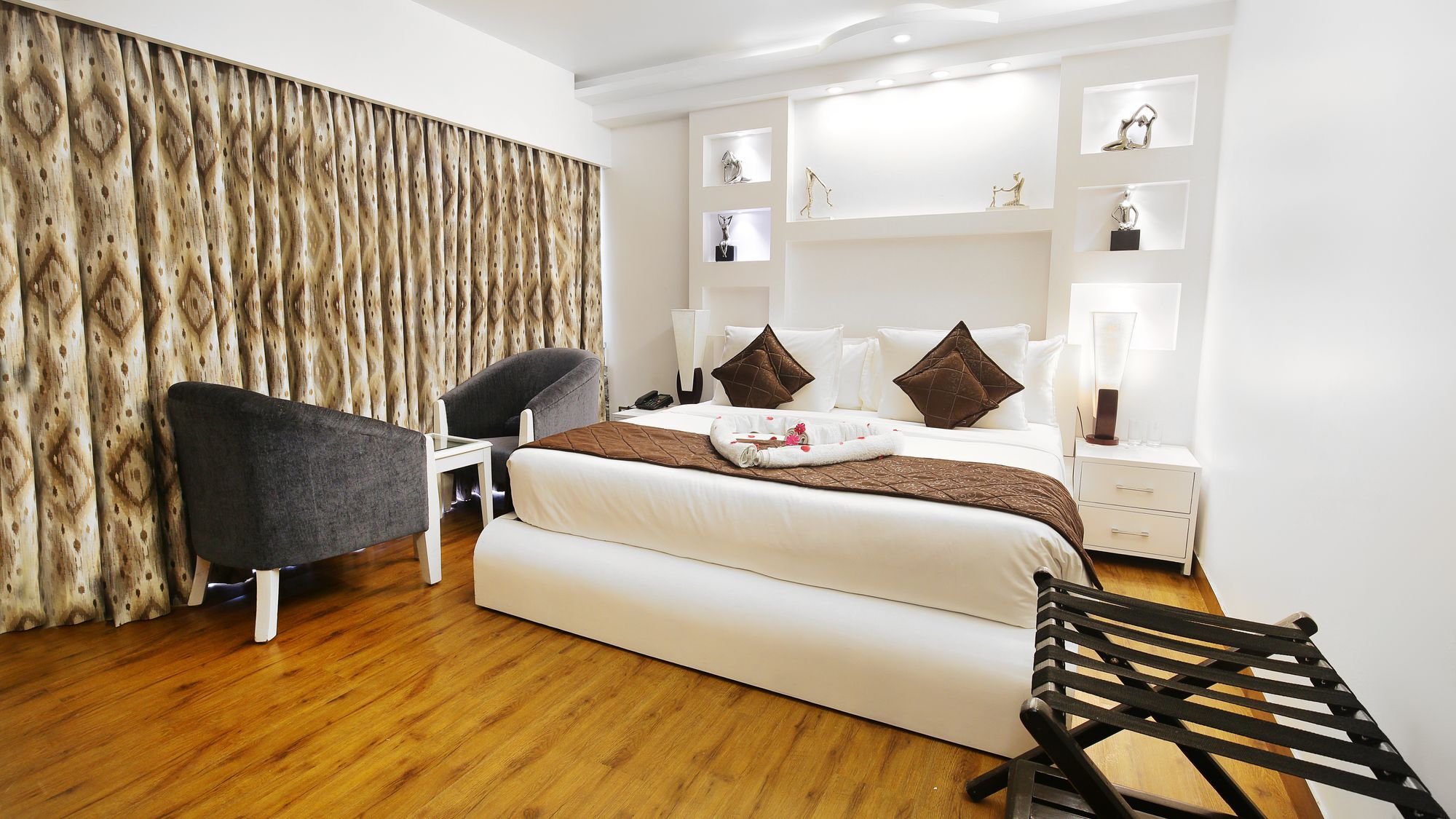 The Swiss Village Resort Nainital Kültér fotó