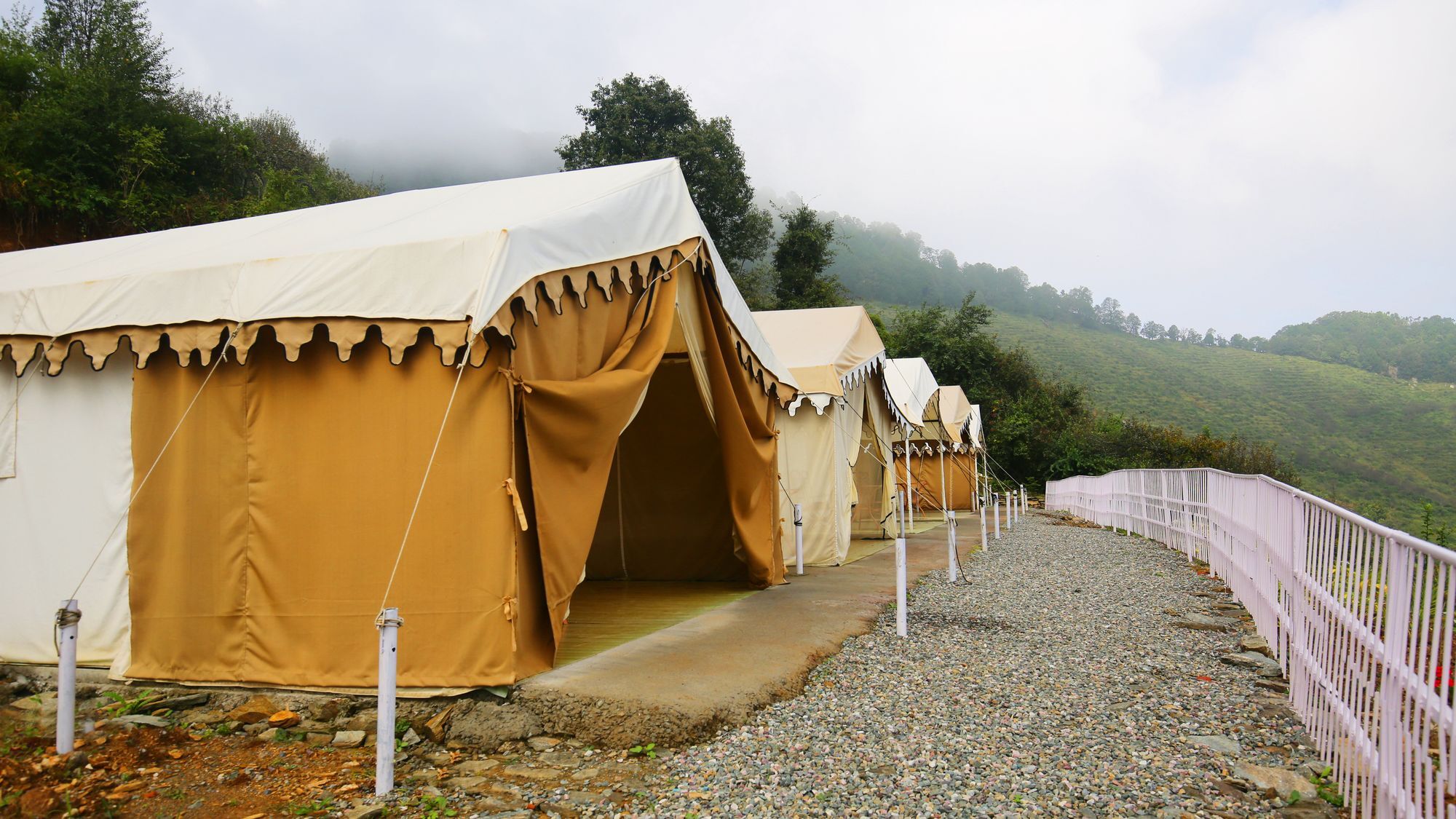 The Swiss Village Resort Nainital Kültér fotó