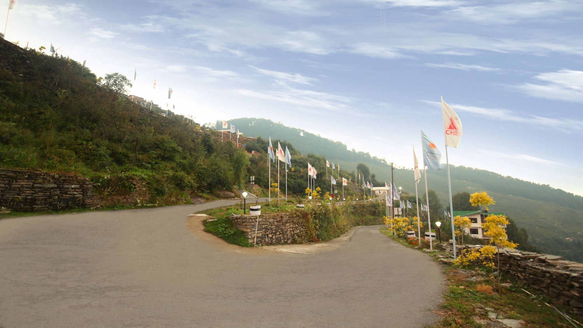 The Swiss Village Resort Nainital Kültér fotó